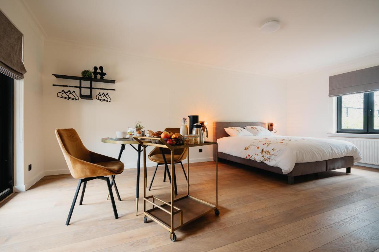 Hotel 'T Wilgenhuys Lommel Esterno foto